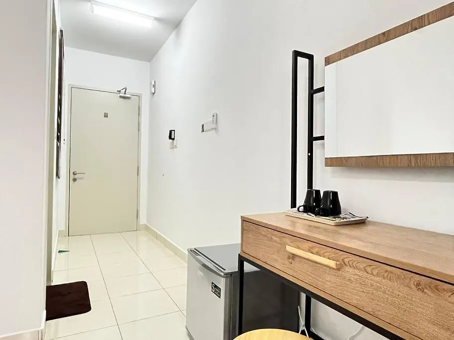 Alanis Studio @ Klia Transit Sepang Apartment